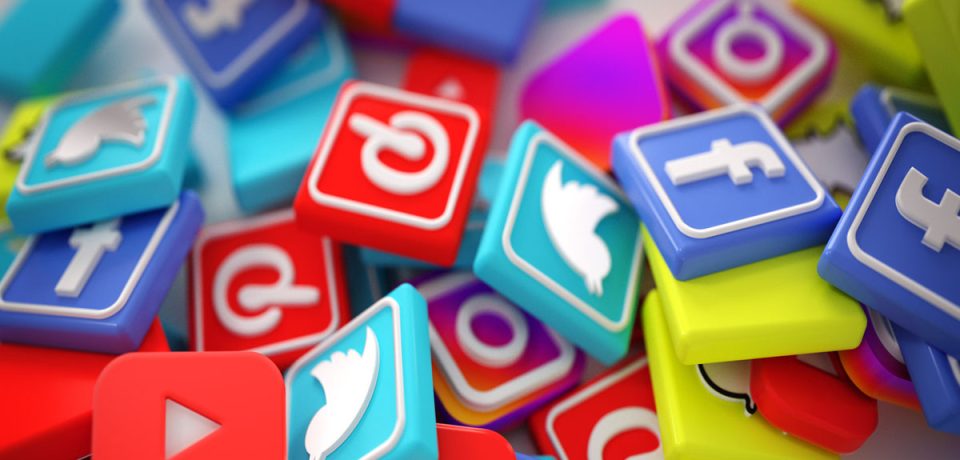 social سایت شبکه اجتماعی